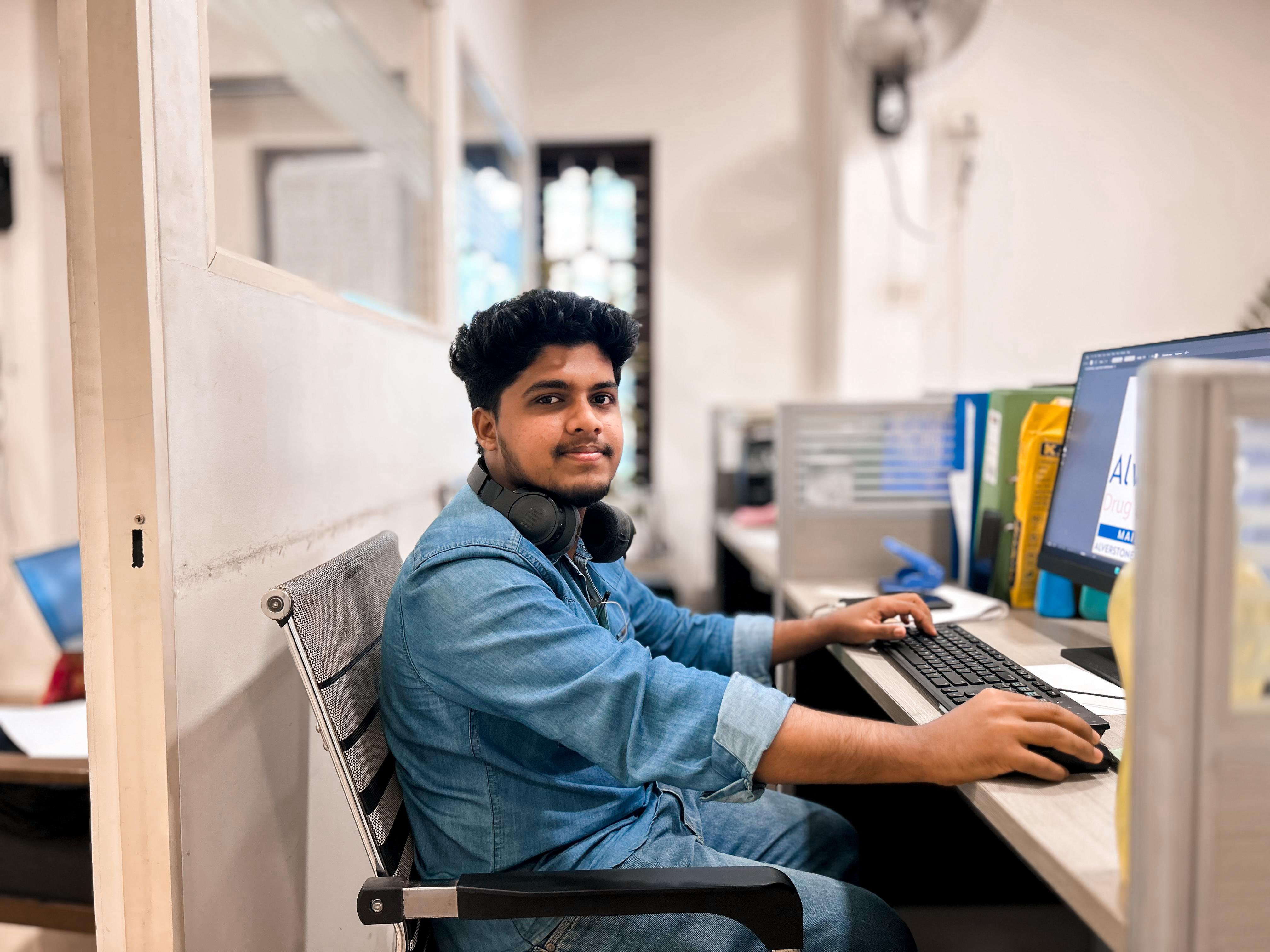 Smiling employee at Alverstone Group